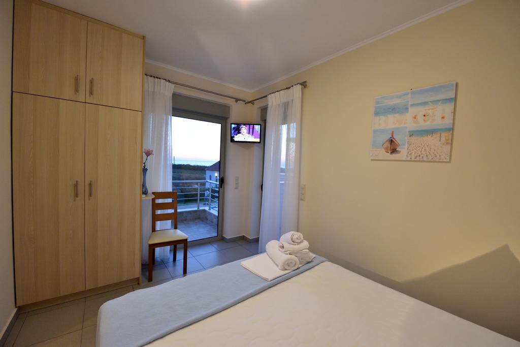 Edem Suites Marathopoli Exterior photo