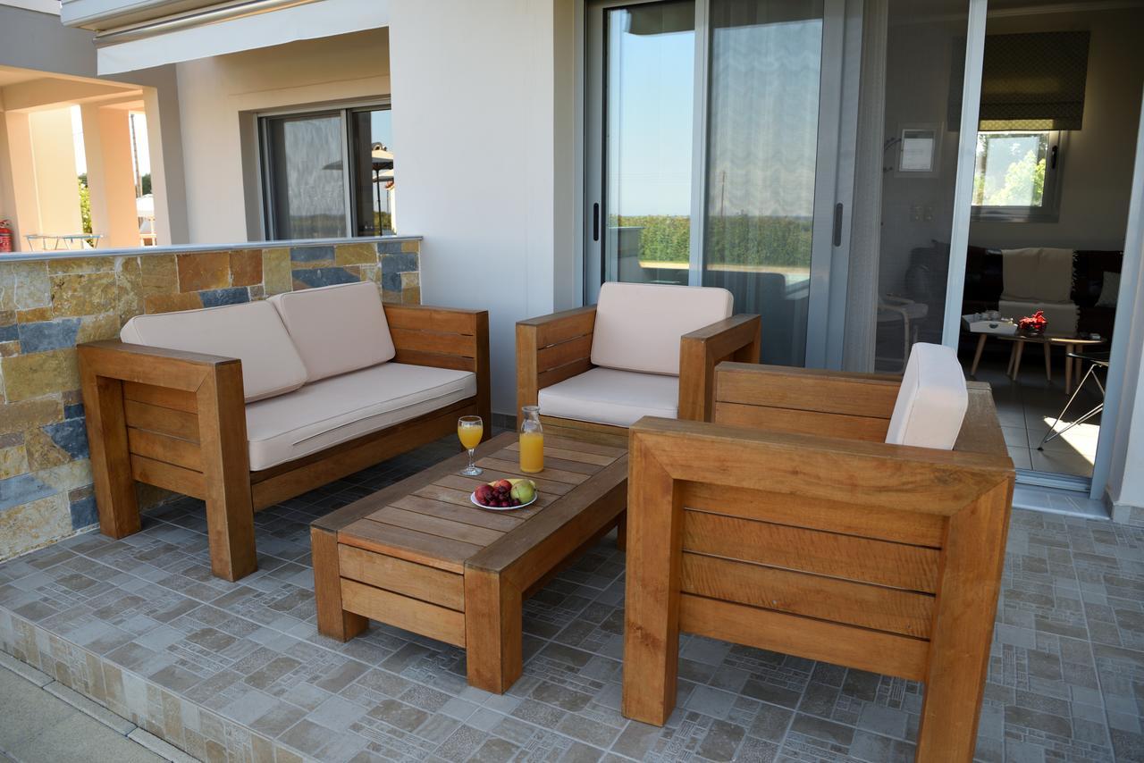 Edem Suites Marathopoli Exterior photo